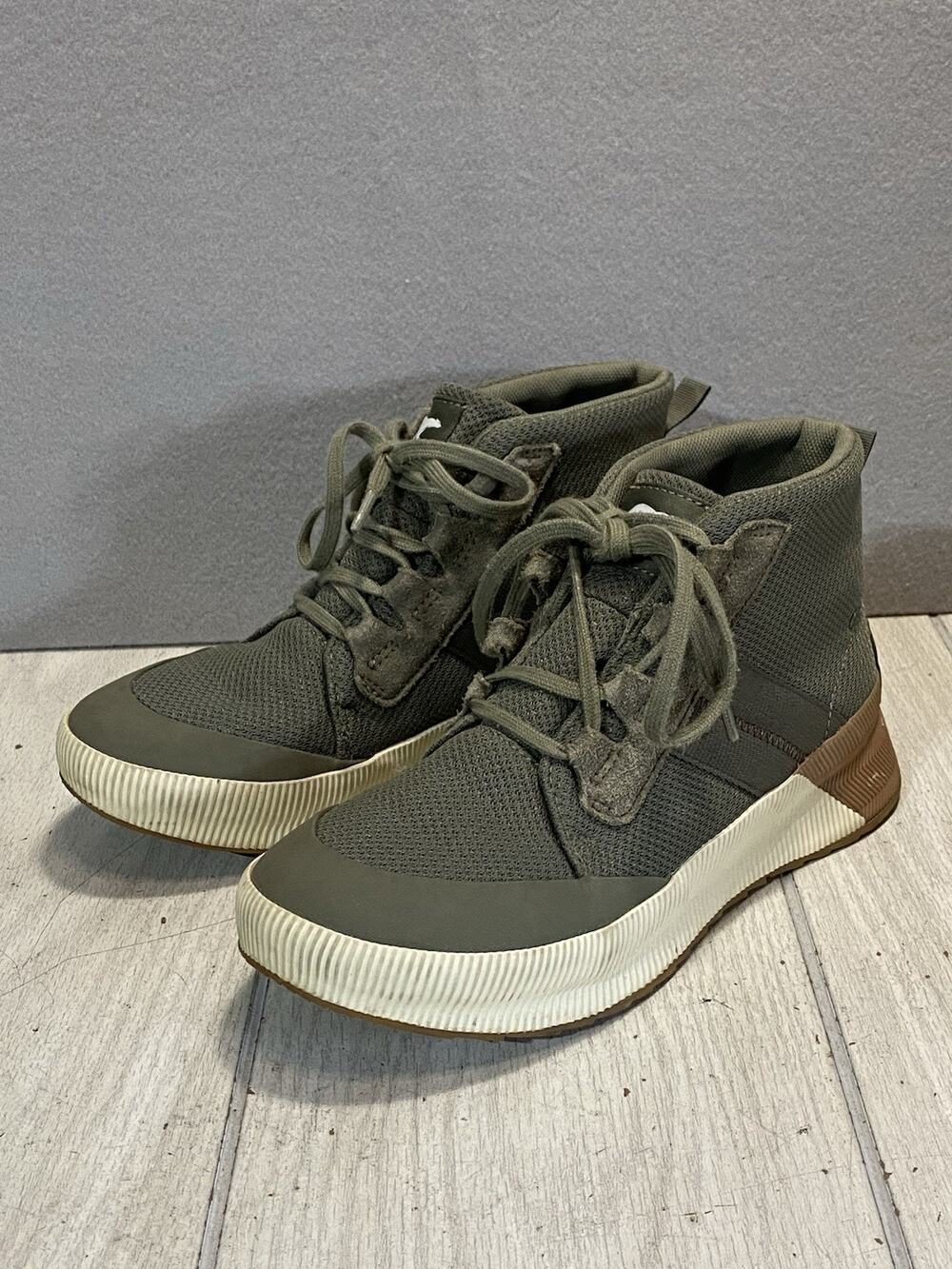 Sorel Out N About 3 III Classic Waterproof Mid Boots Shoes Womens Sz 9.5 Green